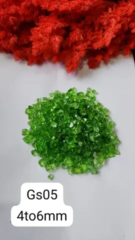 GLASS STONE LIGHT GREEN 4 to 6mm 5KG