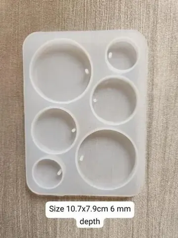 6 cavity oval mould 10.x7.9cm 6mm Depth