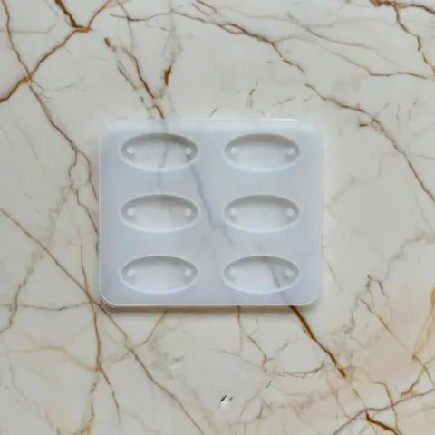 6 cavity oval rakhi mould