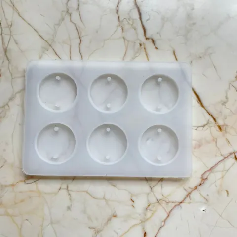 6 cavity Round Rakhi Mould