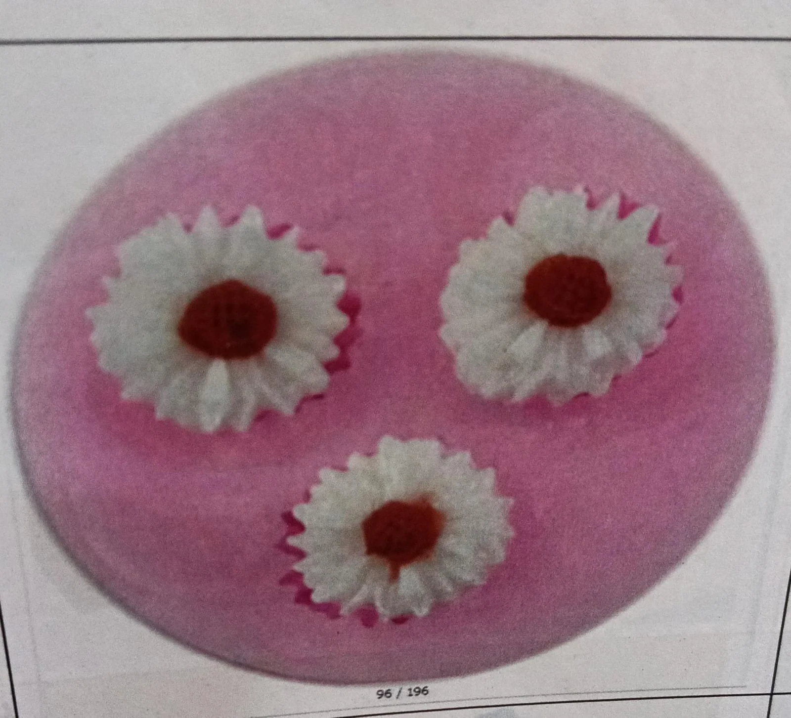 Pink mould 3 cavity flower size 3.5*1 QTY-Min 12 pcs
