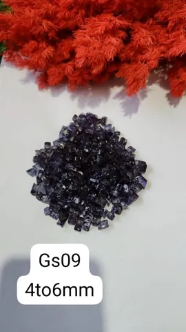 Glass stone Nevi Blue 4 to 6mm 1 kg bag