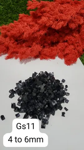 Glass stone Black 4 to 6mm 1kg bag