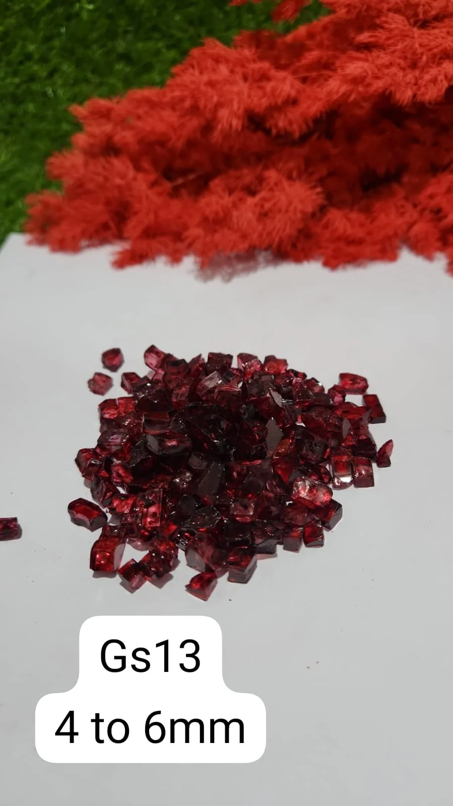 Glass stone Maroon 4 to 6mm 1kg bag