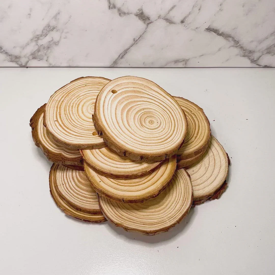 Wodden slices size-13.5cm QTY-min 12 pcs shape round