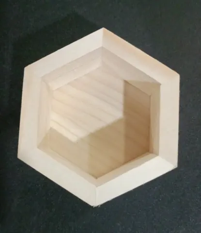 wooden hexagone tea light
