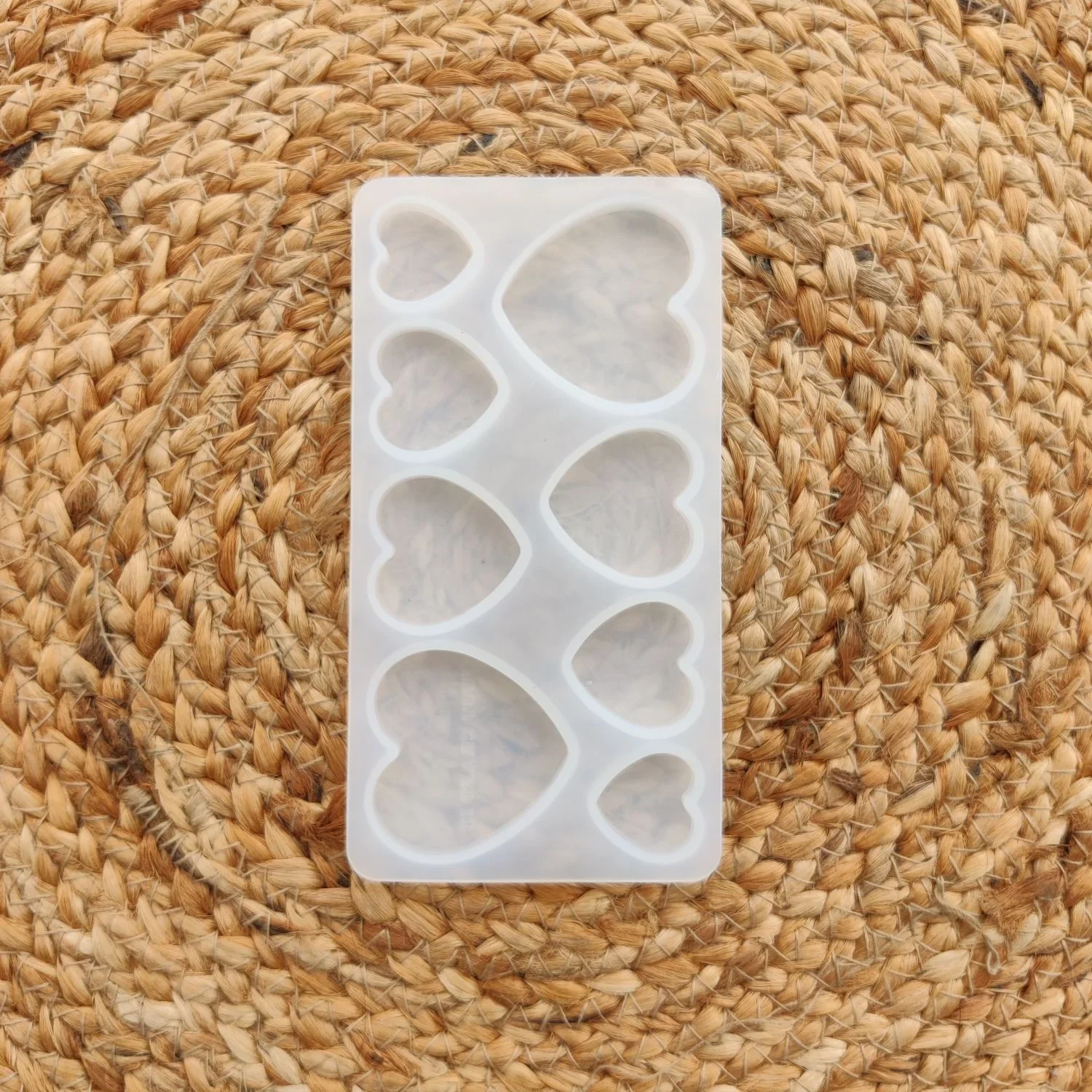 8 Cavity Heart Bracelet Mould size – 8*14 cm
