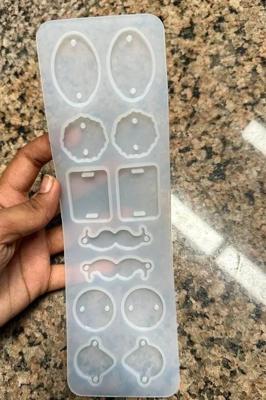 12 cavity muchh rakhi mould